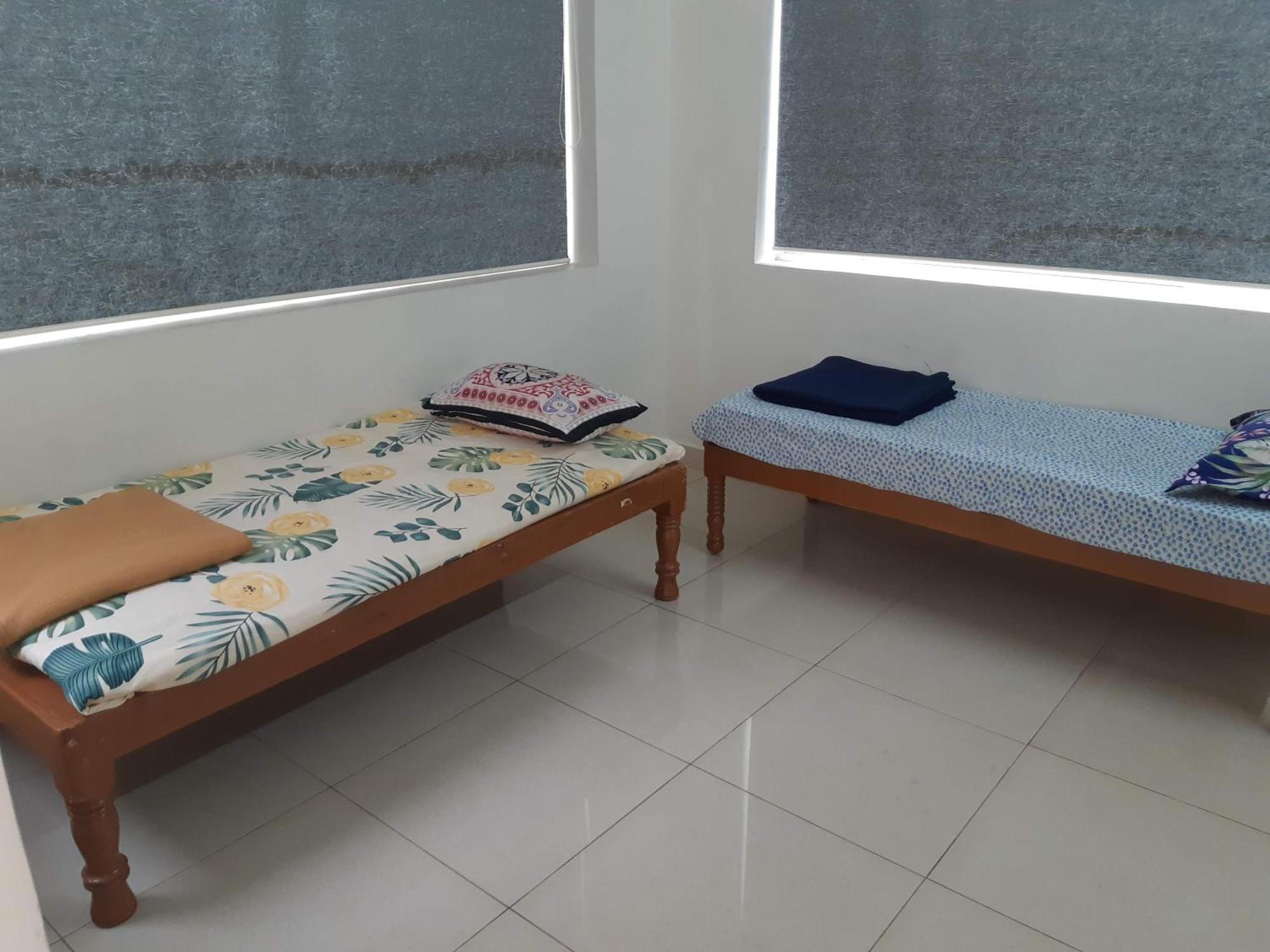 Srinivasa Hotel Tirupati Luaran gambar